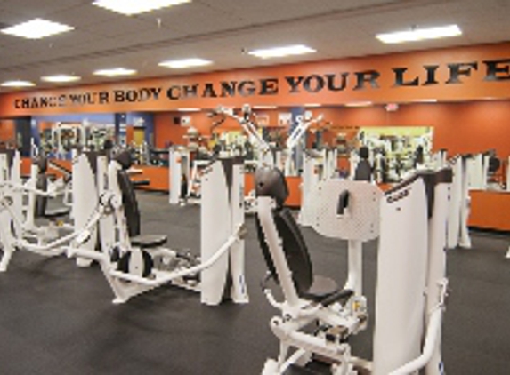 Gold's Gym - Tallahassee, FL