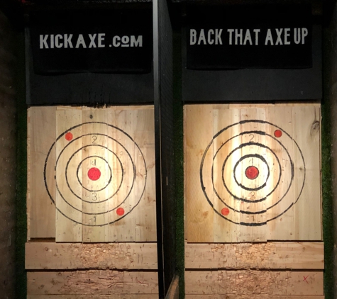 Kick Axe Throwing - Brooklyn, NY