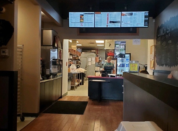 Bellacino's Pizza & Grinders - Saint Charles, MO
