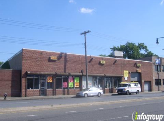 Thrifty Beverage Center - Bellerose, NY