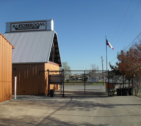 A STOREROOM - New Braunfels, TX