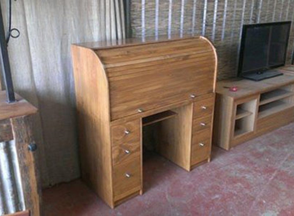 Sam's Refined Furniture - Wilsonton, QLD