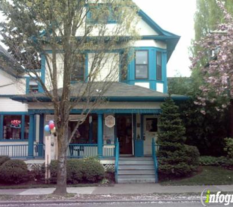 New Renaissance Bookshop - Portland, OR