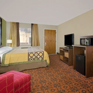 Super 8 by Wyndham Denver Central - Denver, CO