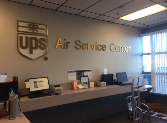 UPS Customer Center - Phoenix, AZ