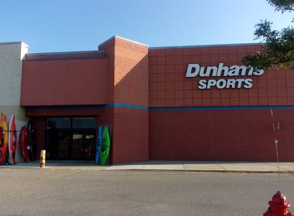 Dunham's Sports - Howell, MI