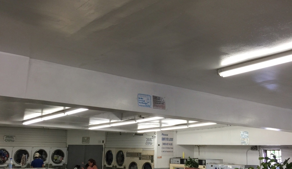 EZ Laundromat Inc - College Point, NY