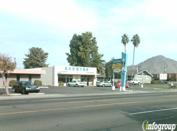 Kachina Cleaners & Coin Operated Laundry - Phoenix, AZ