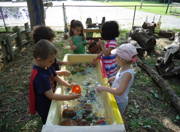 Discovery Montessori School - Topeka, KS. Outdoor area