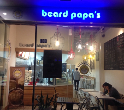 Beard Papa's - Los Angeles, CA. Store front