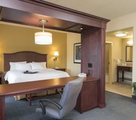 Hampton Inn & Suites Indianapolis-Airport - Indianapolis, IN