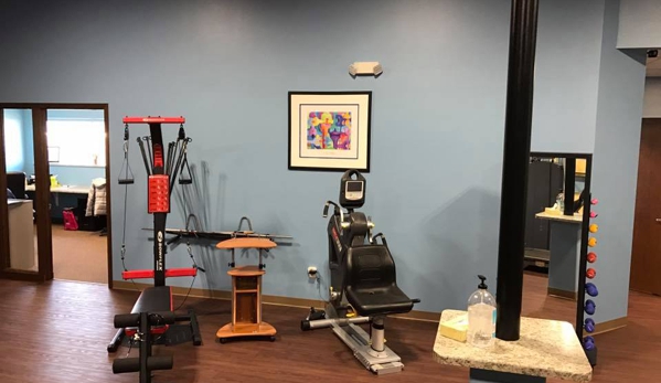 Advance Physical Therapy & Sports Rehab - Beaver Dam, WI