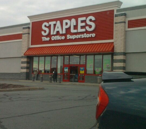 Staples Travel Services - Middletown, NY