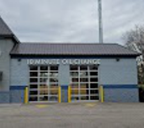 Strickland Brothers 10 Minute Oil Change - Louisville, KY