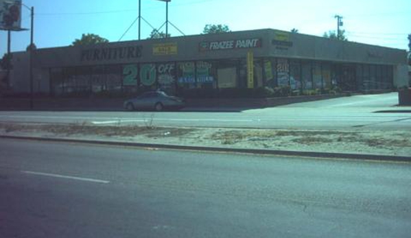 Dollar Tree - Pasadena, CA