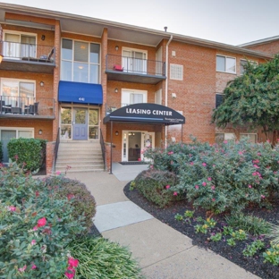 Bennington Crossings Apartment Homes - Alexandria, VA