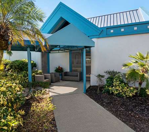 Baymont Inn & Suites - Daytona Beach, FL