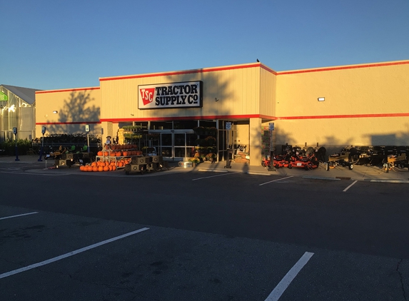 Tractor Supply Co - Denver, NC