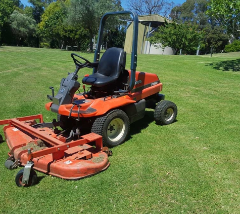 Macs Outback Slashing and Spraying Services - Woori Yallock, VIC