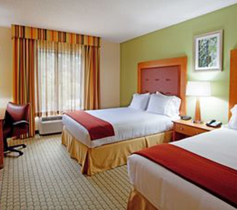 Holiday Inn Express & Suites Charleston-North - North Charleston, SC