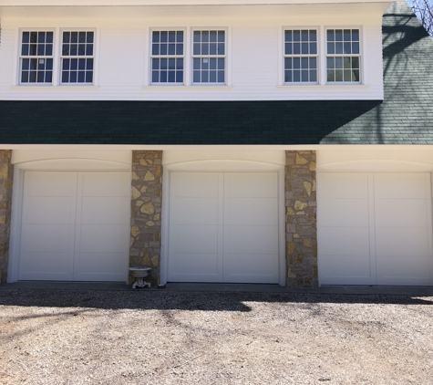 Arms Residential Garage Doors Services - Petoskey, MI