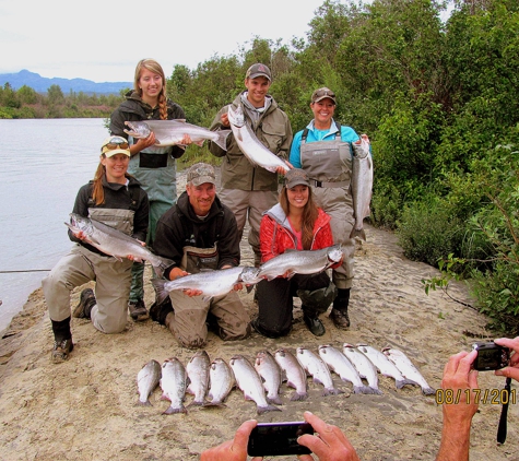 Alaska Denise Lake Lodge & Charters - Soldotna, AK