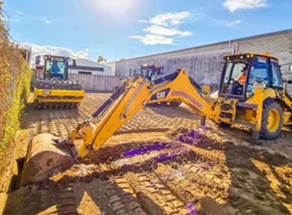 Diamond Escavators Pty Ltd - Gumlow, QLD