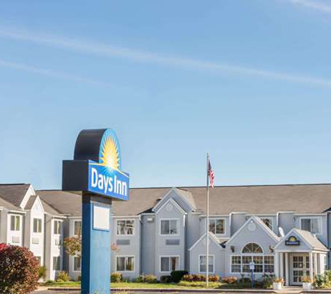 Hotel Elite - Boardman, OH