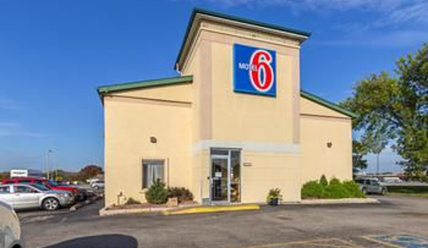 Motel 6 - Moline, IL