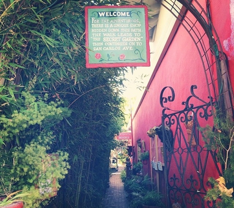 Pilgrim's Way Bookstore & Secret Garden - Carmel, CA