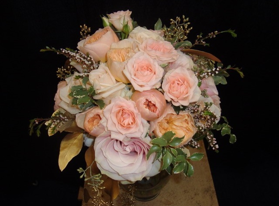 Mayflowers Florist - Brookfield, WI