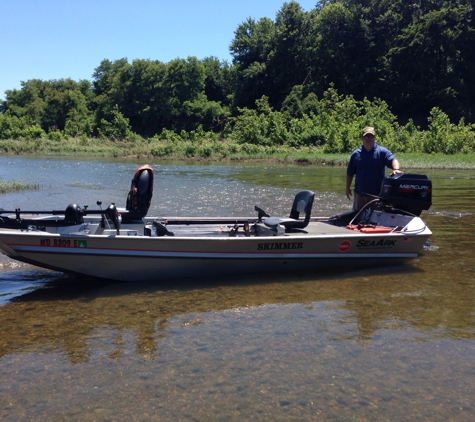 Shallow Water Fishing Adventures - Poolesville, MD