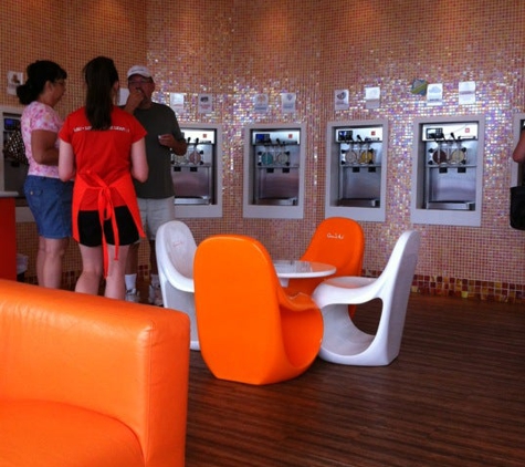 Orange Leaf Frozen Yogurt - Avon, IN