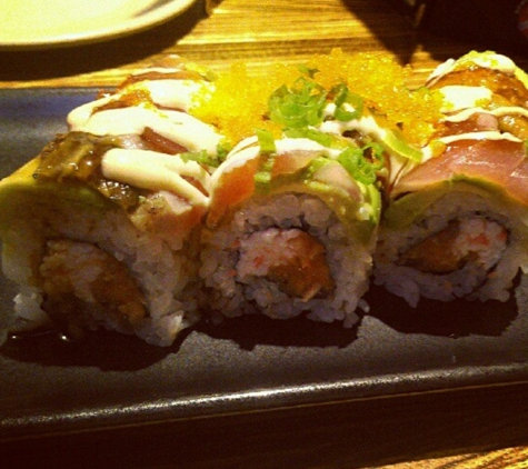 Mikuni Japanese Restaurant & Sushi Bar - Fair Oaks, CA