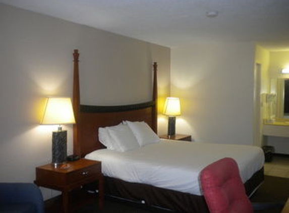 Dunes Inn - Michigan City, IN