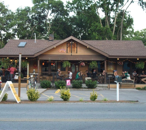 Village Pub & Beer Garden - Nashville, TN