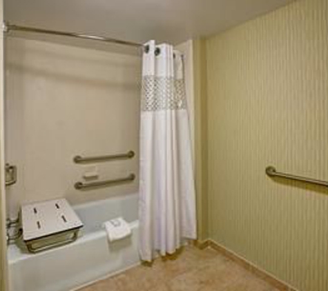 Hampton Inn Beckley - Beckley, WV