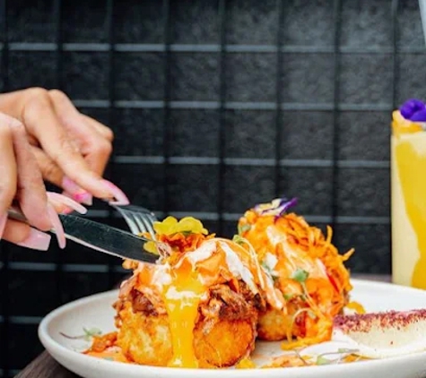 Two's Company Cafe - Pascoe Vale - Pascoe Vale, VIC