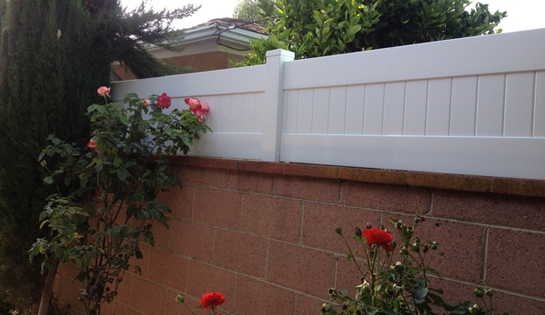 Lifetime Vinyl  Fence - North Hollywood, CA