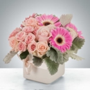 White & Red Rose Inc - Florists