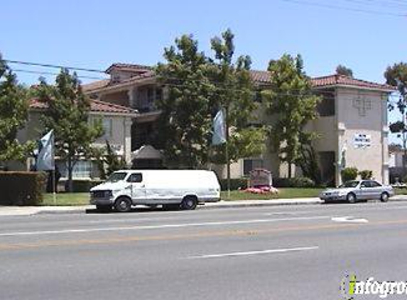 San Miguel Apartments - Huntington Beach, CA