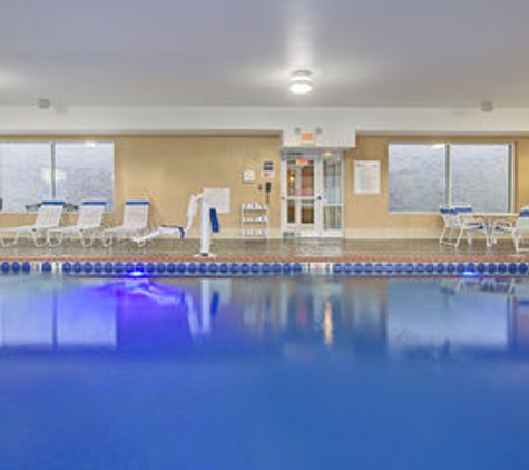 Holiday Inn Express & Suites Somerset Central - Somerset, KY