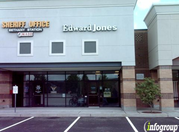 Edward Jones - Financial Advisor: David W Garton - Portland, OR