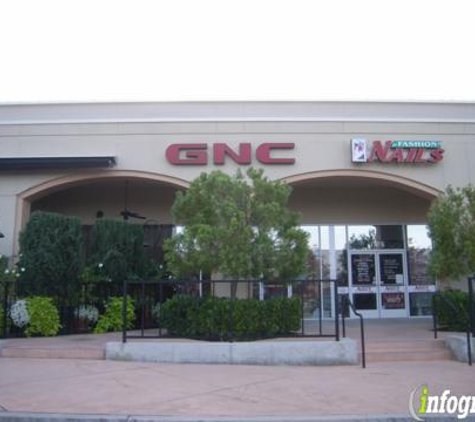 GNC - Fresno, CA