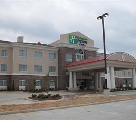 Holiday Inn Express & Suites Winona North - Winona, MS