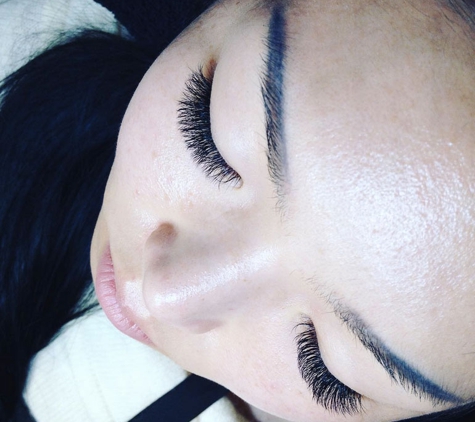 Velvet Lash - Roswell, GA. Eyelash Extensions Alpharetta - Velvet Lash
http://www.roswellvelvetlash.com