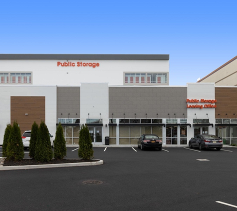 Public Storage - Rochelle Park, NJ