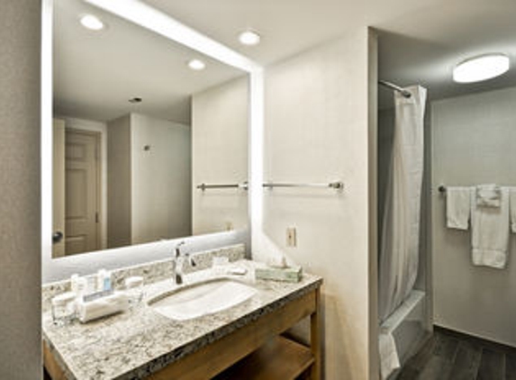 Homewood Suites by Hilton Boston-Peabody - Peabody, MA