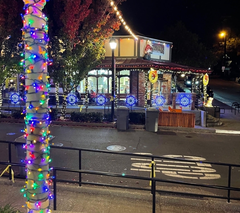 Snooks Candies - Folsom, CA