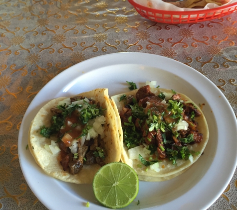 La Jaiba Taqueria Y Mariscos - Campbell, CA